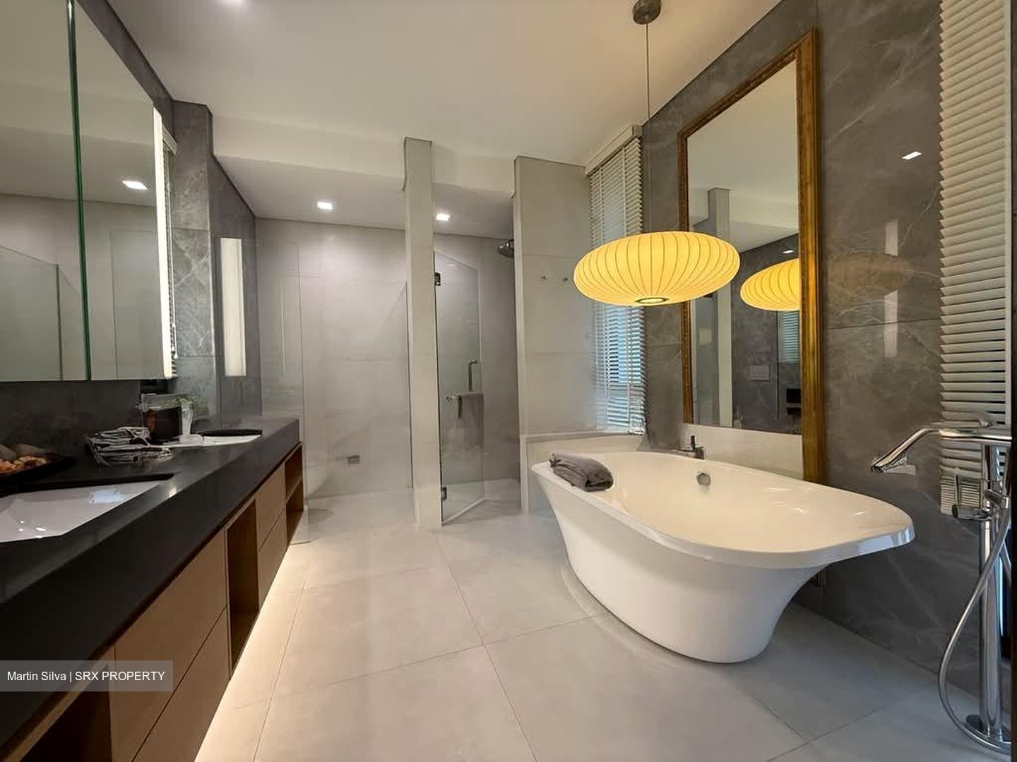 Chatsworth Road (D10), Detached #574555441
